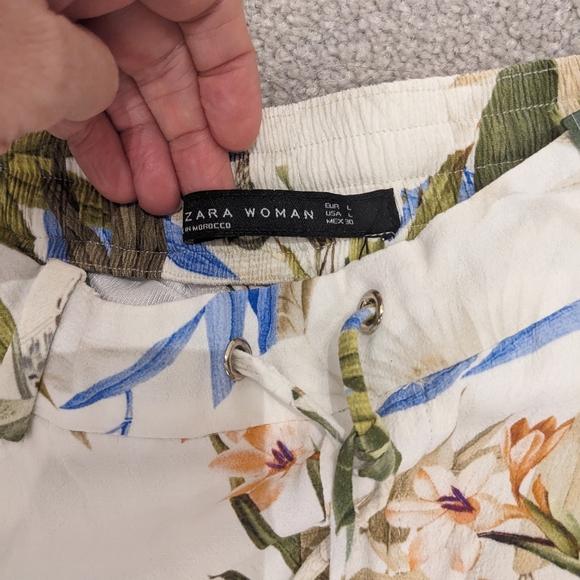 Floral pants from Zara - Picture 2 of 2